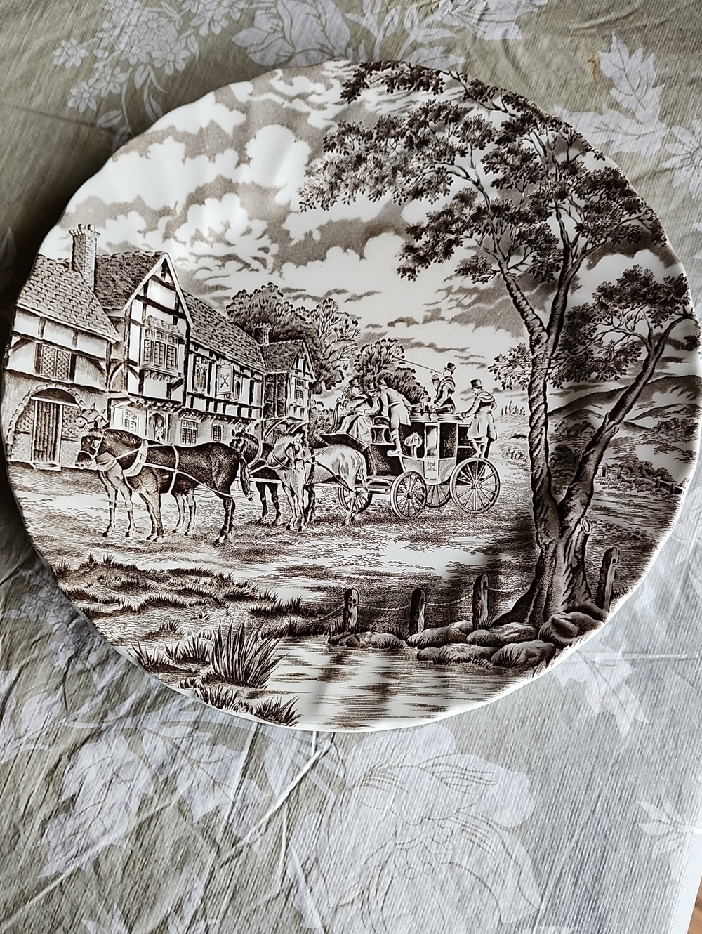 Myott Royal Mail Dinner Plate - Brown Vintage